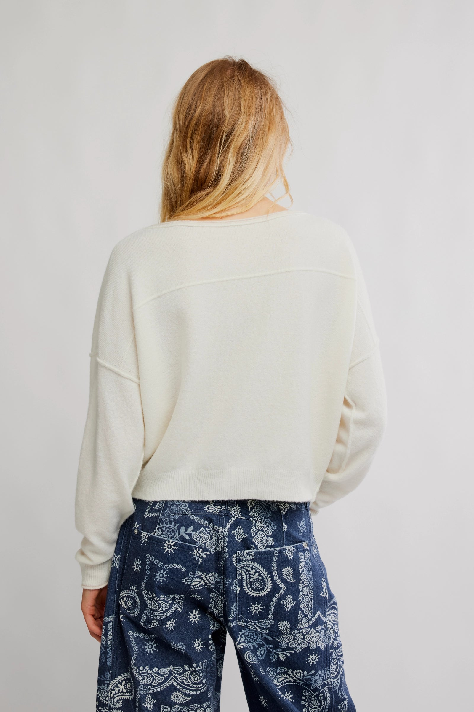 FREE PEOPLE SEE ME PULLOVER WHITE