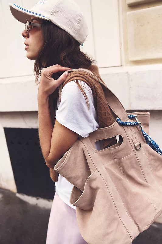 FREE PEOPLE SUEDE CARAVAN TOTE SAND