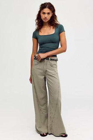 FREE PEOPLE SUNFADE CLEAN LINES BABY TEE MIDNIGHT MOUNTAIN