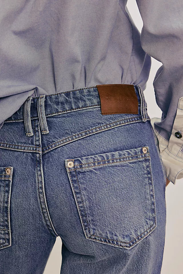 FREE PEOPLE  We The Free Tennessee Low-Rise Boyfriend Jeans Cowboy Romance