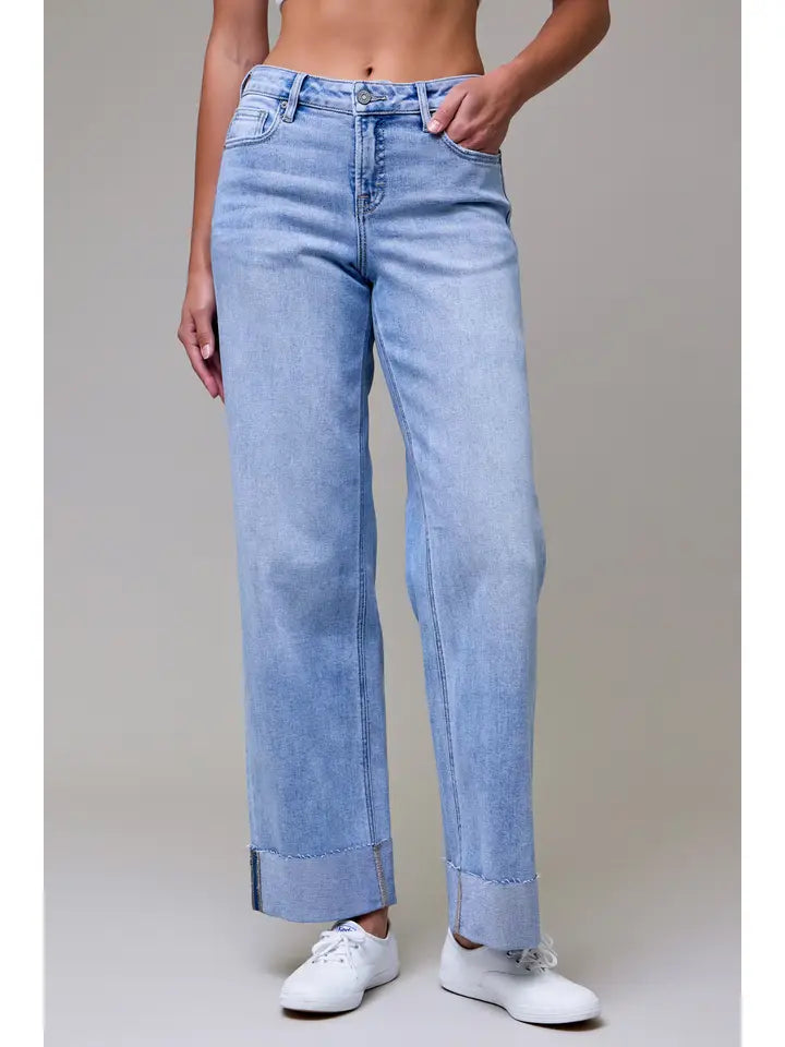 HIDDEN JEAN MID RISE LOGAN DAD JEAN LIGHT WASH with 3 quot CUFF Bubble