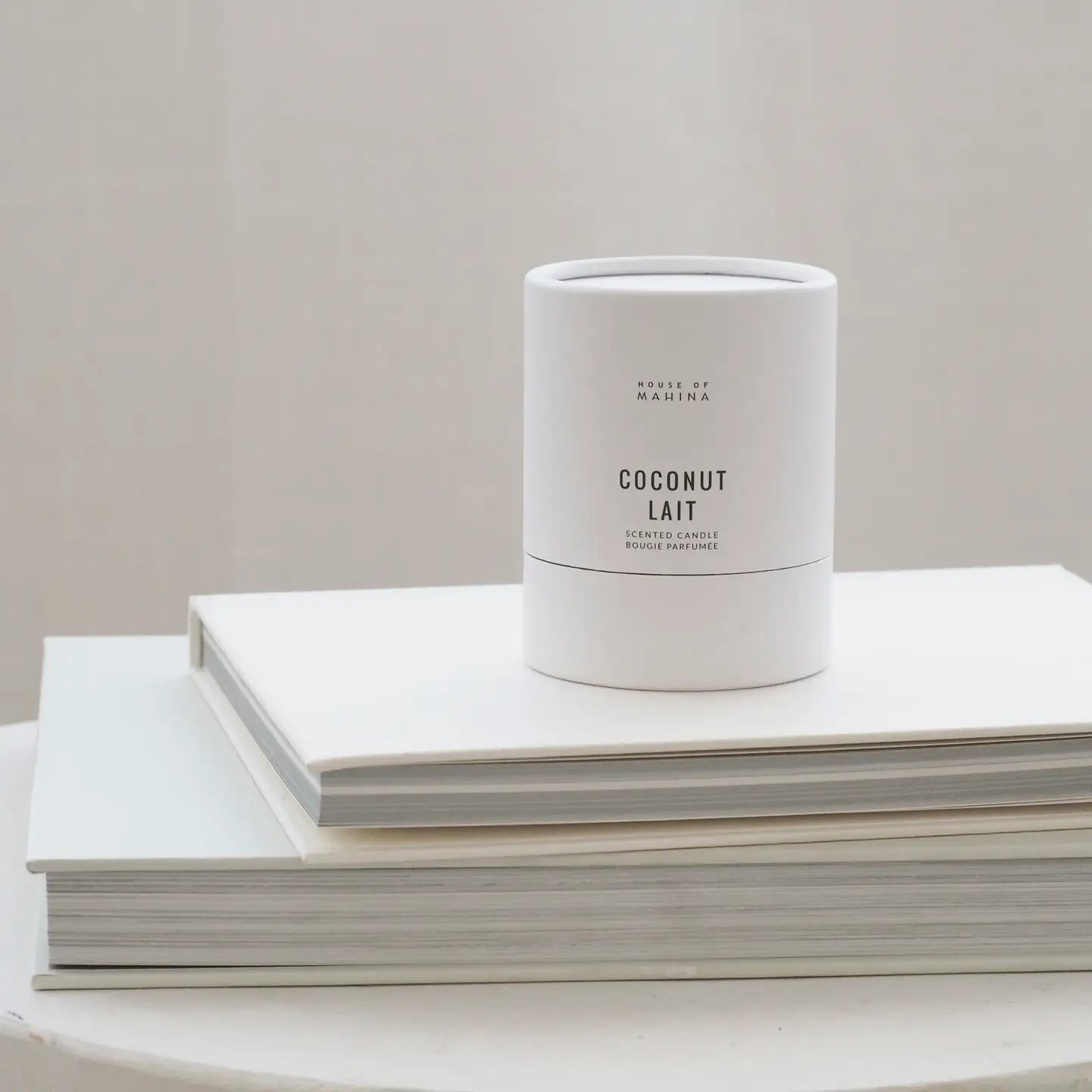 HOUSE OF MAHINA (MAKANA) COCONUT LAIT CANDLE 4 OUNCE 