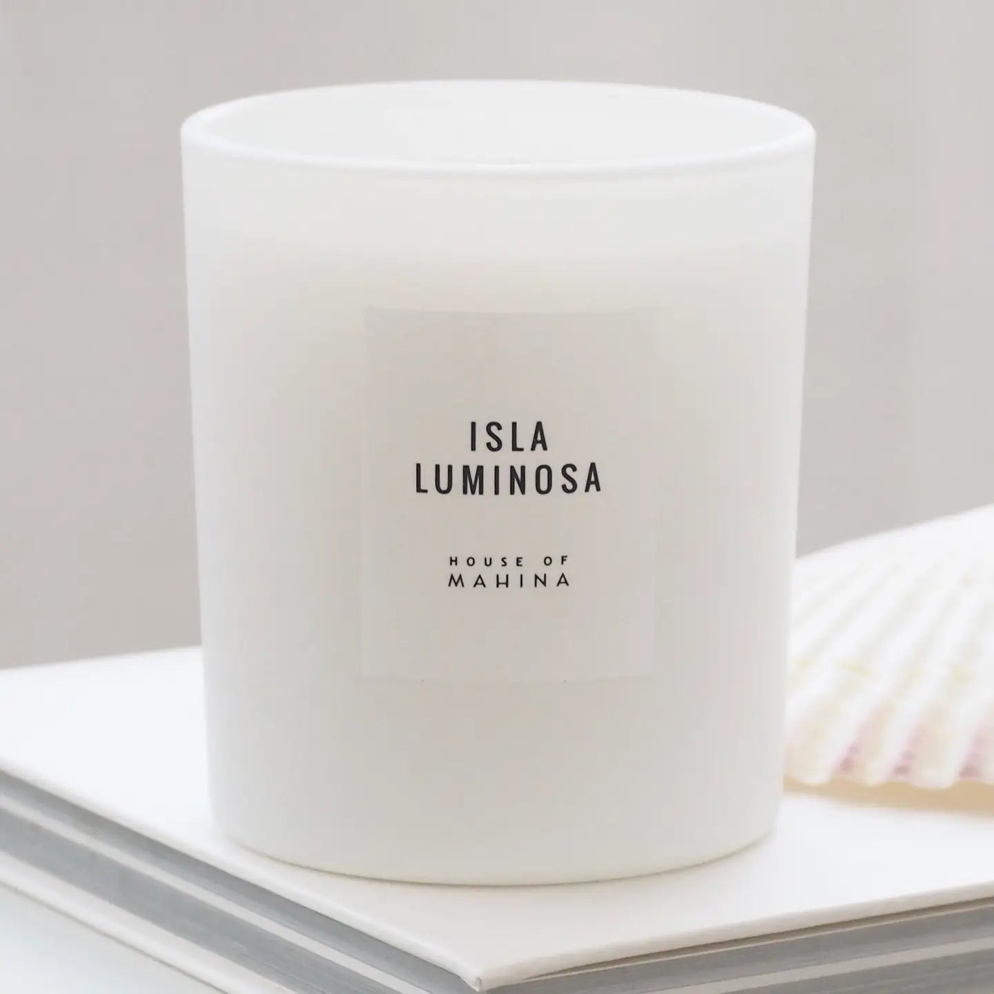 HOUSE OF MAHINA (MAKANA) ISLA LUMINOSA CANDLE 12 OUNCE