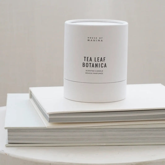 HOUSE OF MAHINA (MAKANA) TEA LEAF BOTANICA  CANDLE 12 OUNCE 