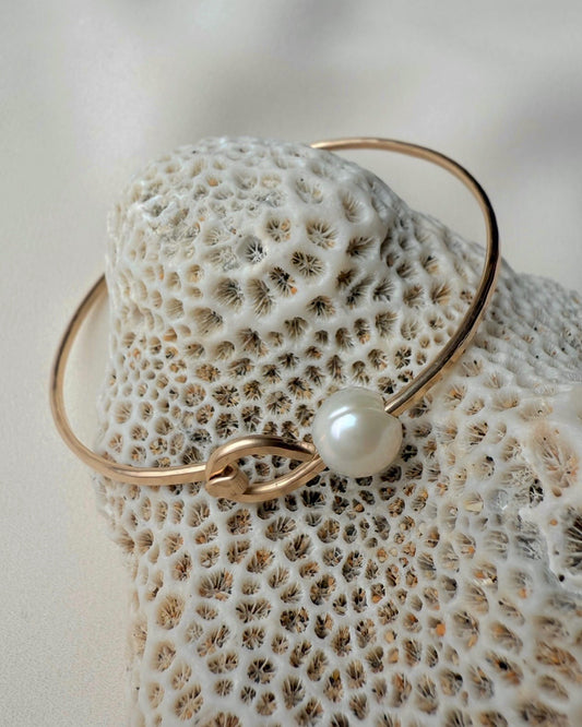 In Situ Avalon Bracelet 14k Gold Fill with Pearl