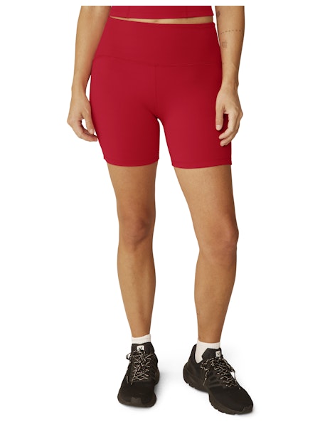 BEYOND YOGA POWERBEYOND STRIVE HIGH BIKE SHORT RETRO RED