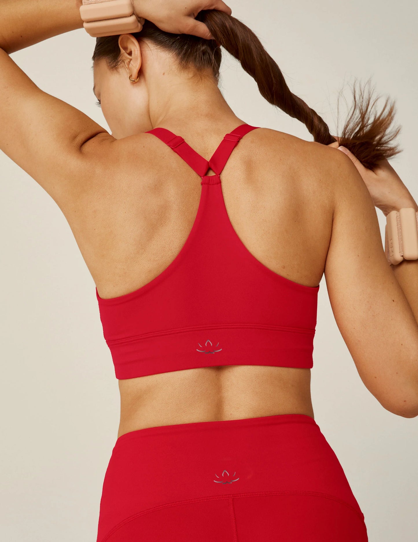 BEYOND YOGA POWERBEYOND STRIVE LONG LINE BRA RETRO RED