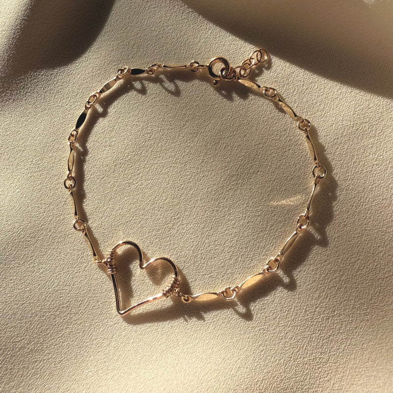 In Situ Heart Chain Bracelet 14K Gold Fill