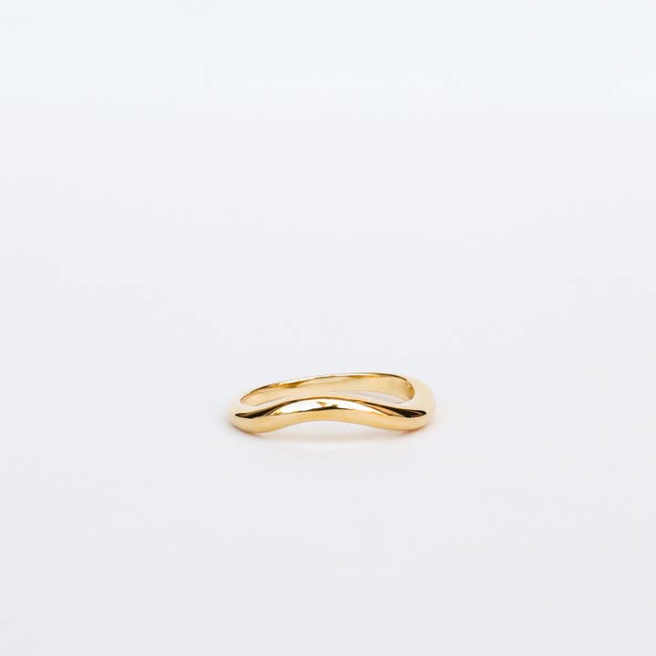JAXKELLY GOLD RINGS WAVE MULTIPLE SIZES