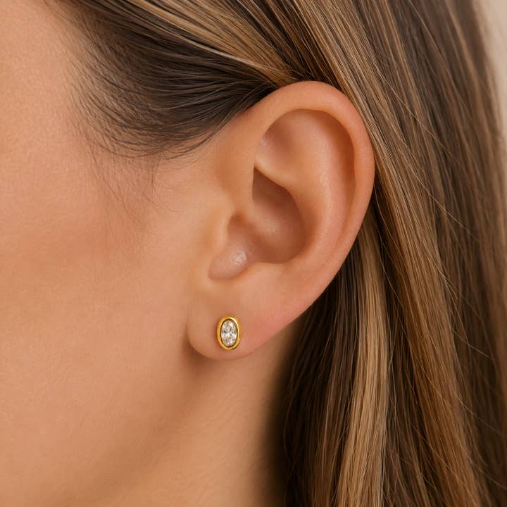 JAXKELLY Oval Bezel-White CZ