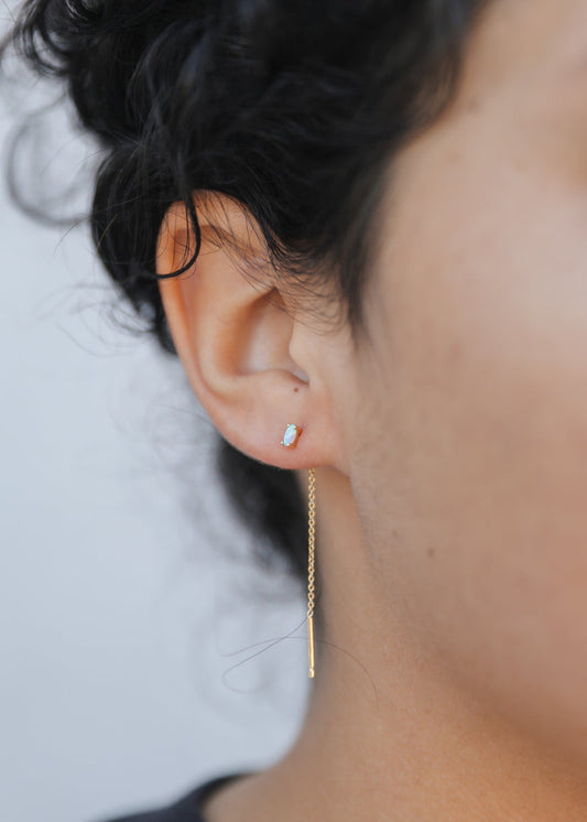 JAXKELLY STUDDED THREADER WHITE OPAL
