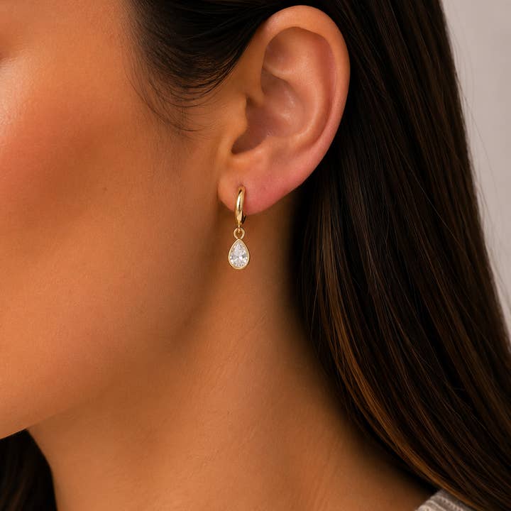 JAXKELLY Teardrop Charm Hoop-White CZ