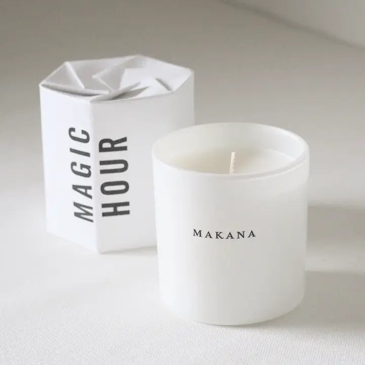 MAKANA CANDLE MAGIC HOUR CANDLE  6.5 OUNCE