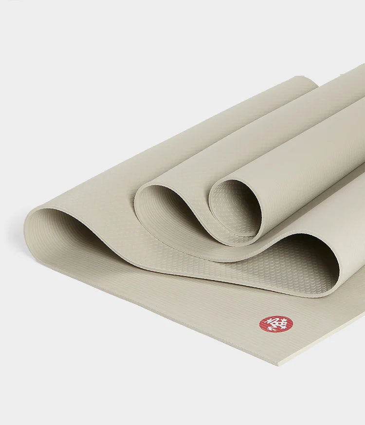 MANDUKA PROLITE YOGA MAT STANDARD LENGTH SAND 2