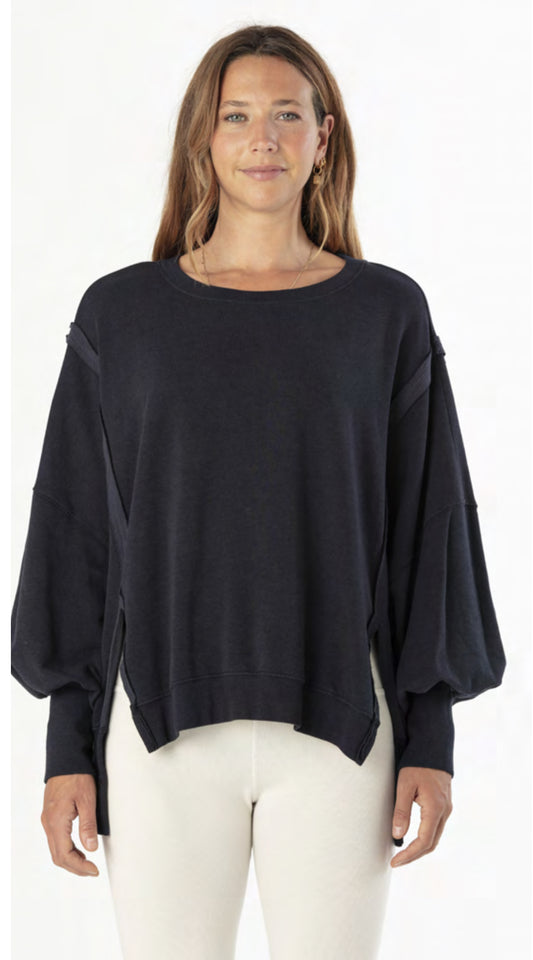 MILA ONE-SIZE OVERSIZE SWEATER BLACK