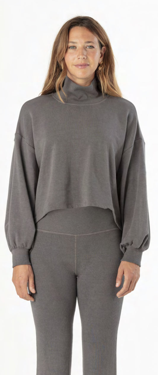 MILA ORGANIC BAMBOO CROPPED FLEECE TURTLENECK CAVIAR