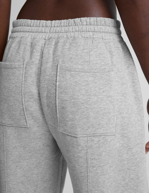 BEYOND YOGA LuxeFleece Barrel Sweatpant Light Heather Gray