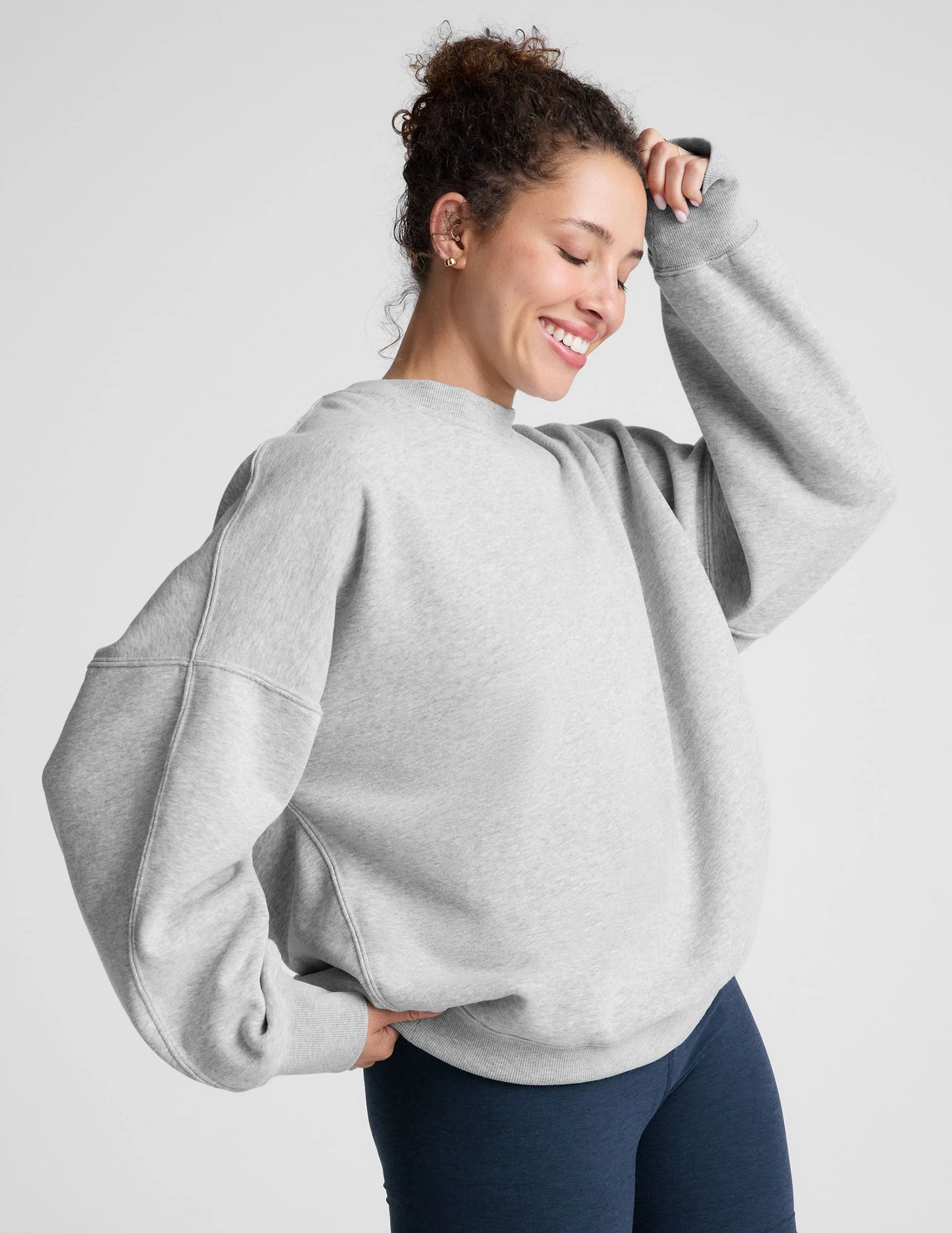 BEYOND YOGA LUXEFLEECE OVERSIZED SWEATSHIRT HEATHER GRAY