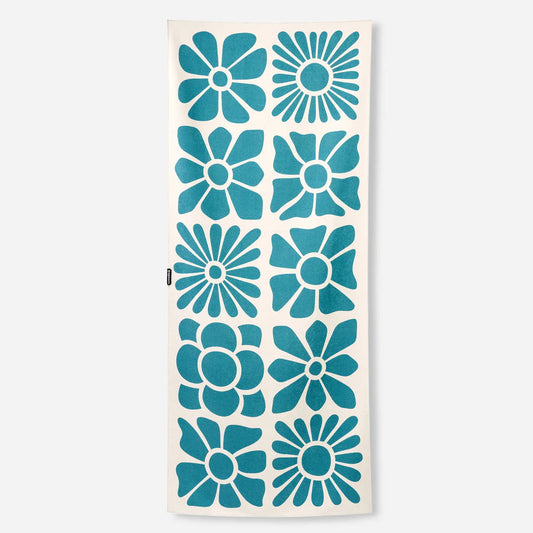 NOMADIX ORIGINAL YOGA TOWEL BIG FLOWERS TEAL OCEAN