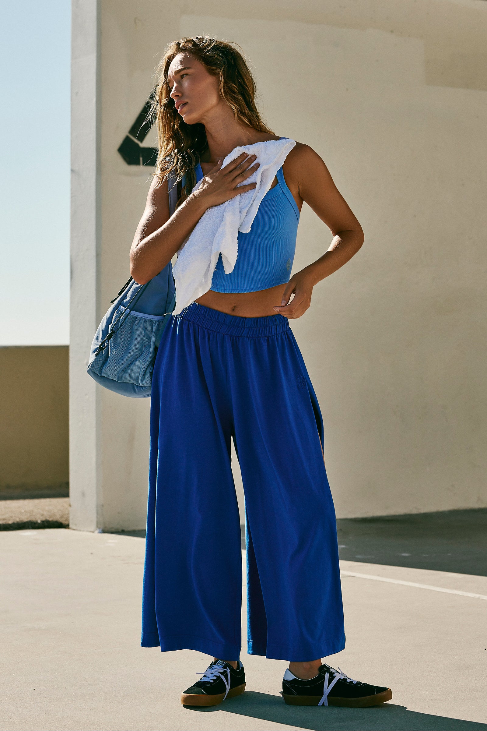 FREE PEOPLE MOVEMENT HOT SHOT SLIT WIDE LEG PANTS INDIGO