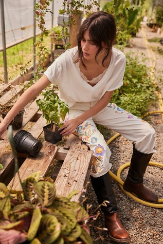 FREE PEOPLE NINA V NECK TEE IVORY