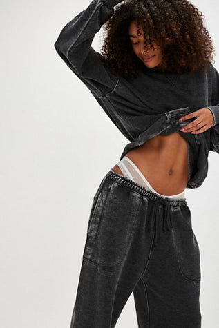 FREE PEOPLE SLOW IT DOWN JOGGER BLACK