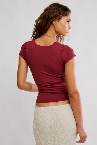 FREE PEOPLE SUNFADE CLEAN LINES BABY TEE POMEGRANITE