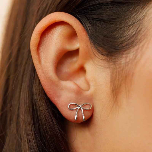 PURA VIDA BOW EARRINGS SILVER