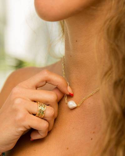 PURA VIDA PEARL PAPERCLIP CHAIN CHOKER GOLD