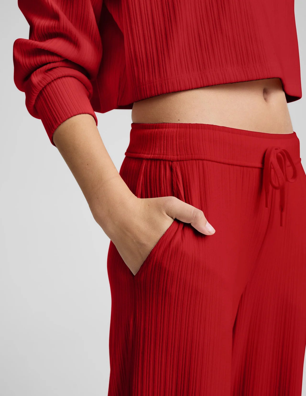 BEYOND YOGA BREATHE EASY RIBBED WIDE LEG PANT HOLLY RED