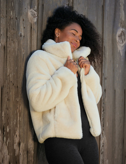 SALE BEYOND YOGA ON THE LIST FAUX FUR JACKET WHITE