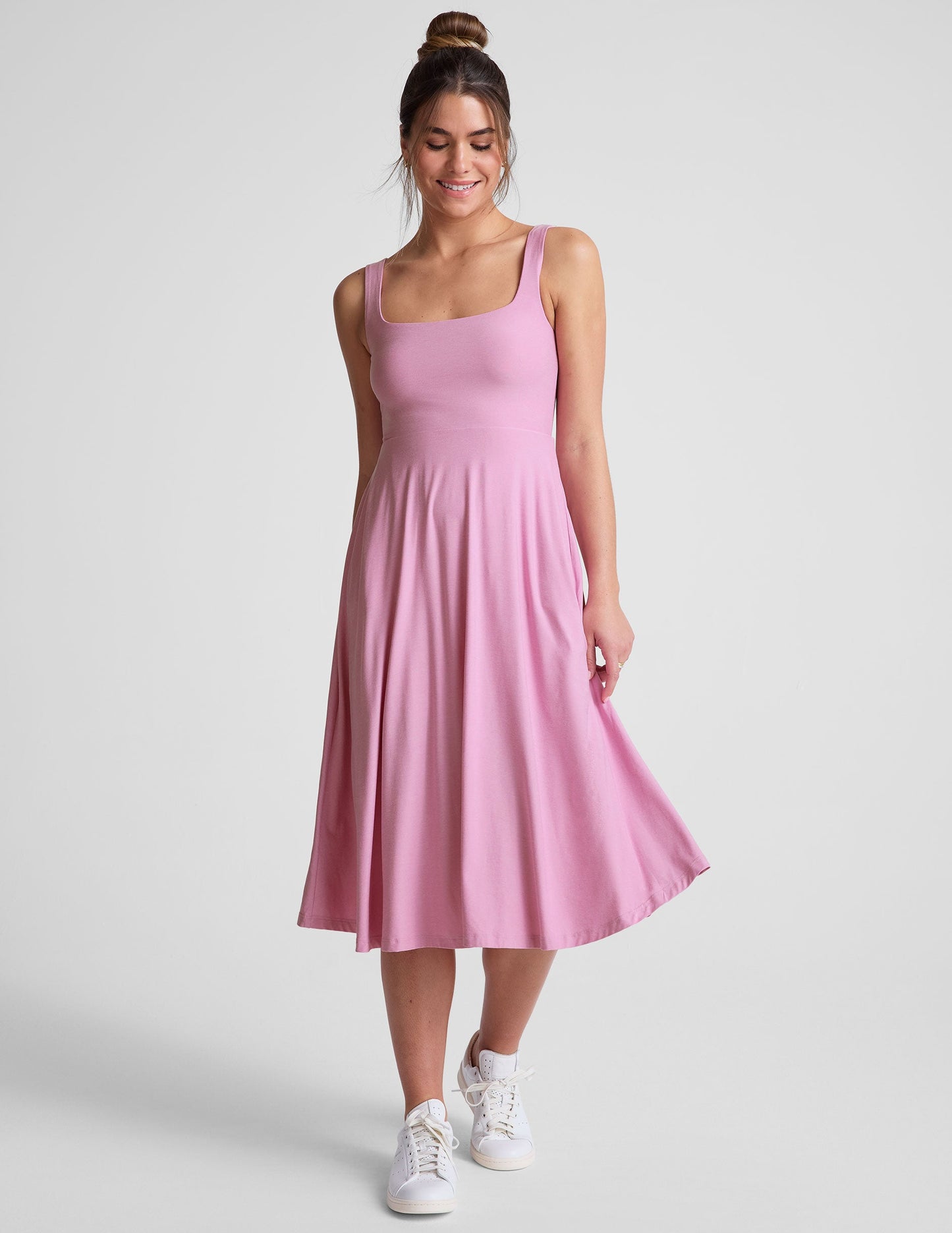 BEYOND YOGA FEATHERWEIGHT AT THE READY SQUARE NECK DRESS PINK HAZE HEATHER