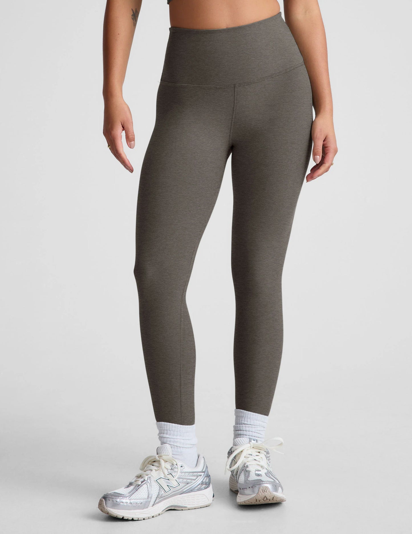 BEYOND YOGA CAUGHT IN THE MIDI HIGH WAISTED LEGGING True Gray Heather