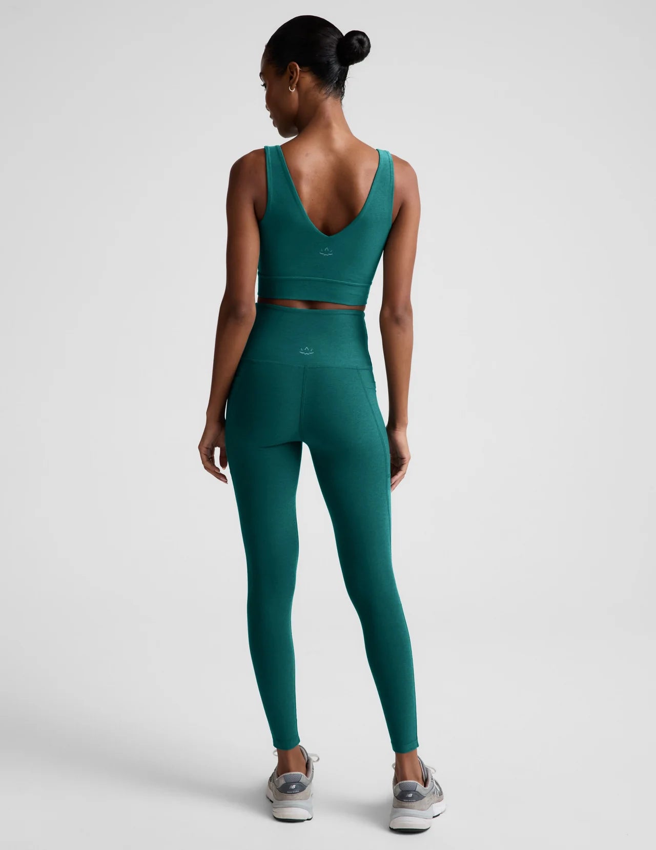 BEYOND YOGA SPACE DYE OUT OF POCKET HIGH WAISTED MIDI LEGGING TEAL SEA HEATHER