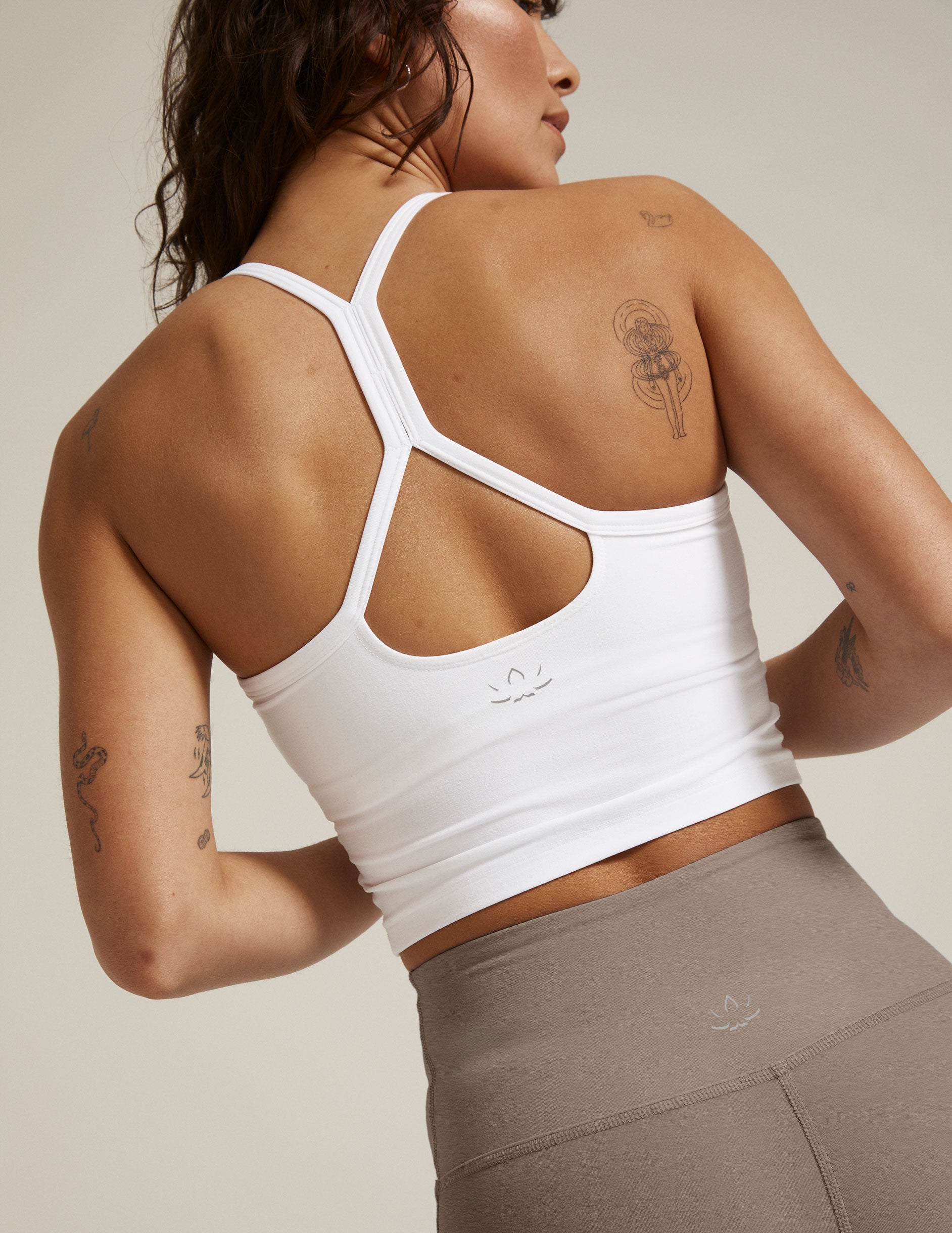 BEYOND YOGA SPACEDYE SLIM RACERBACK TANK CLOUD WHITE