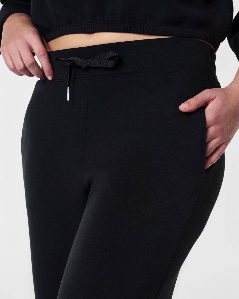 SPANX AIR ESSENTIALS JOGGER VERY BLACK