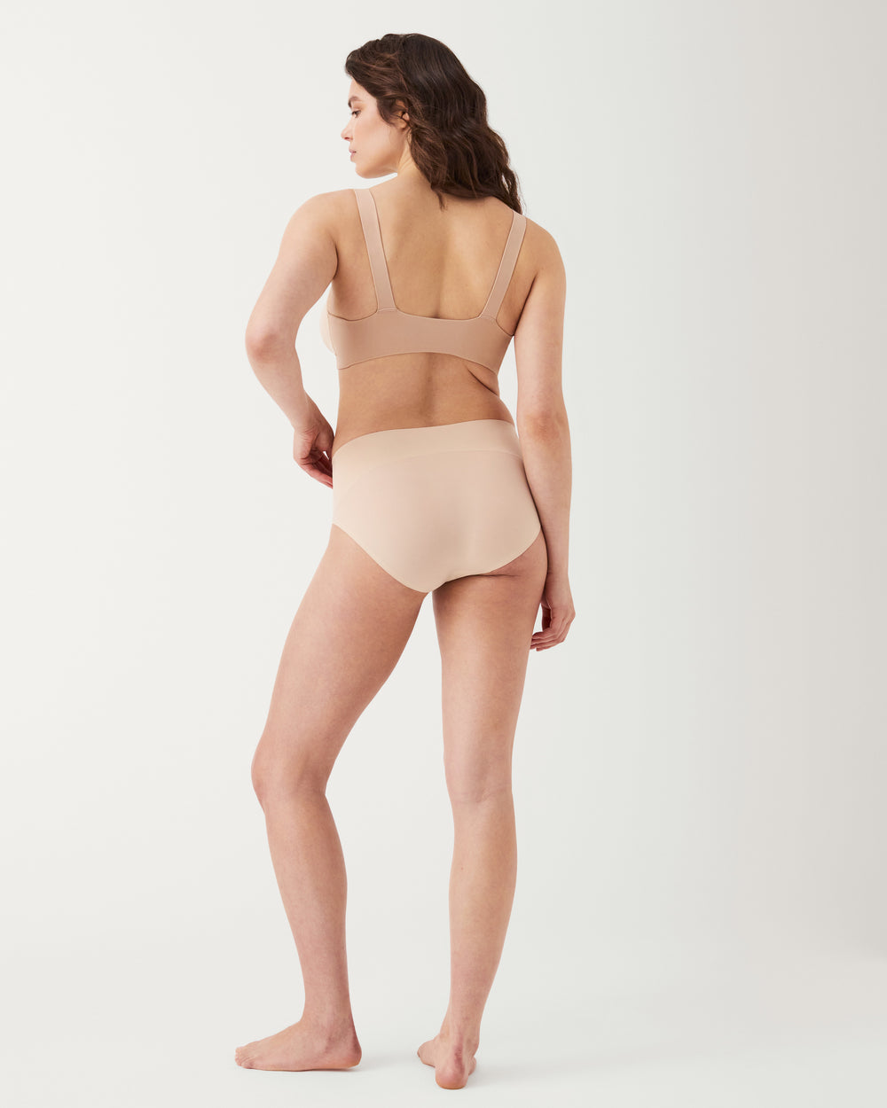 SPANX UNDIE-TECTABLE SMOOTHING BRIEF SOFT NUDE