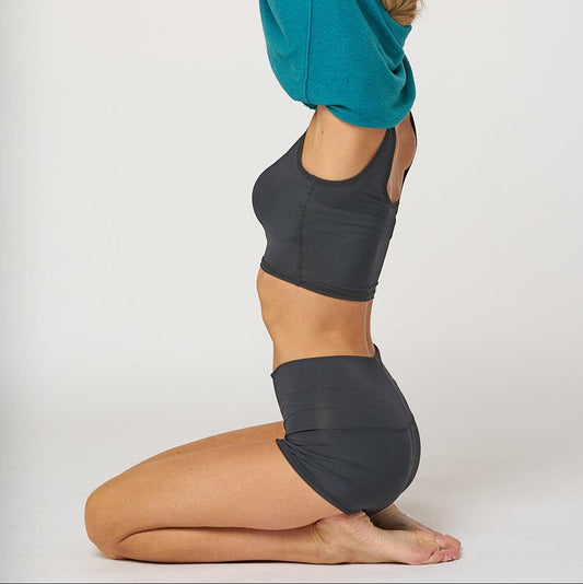 TEEKI SUN SHORT SOLID BLACK