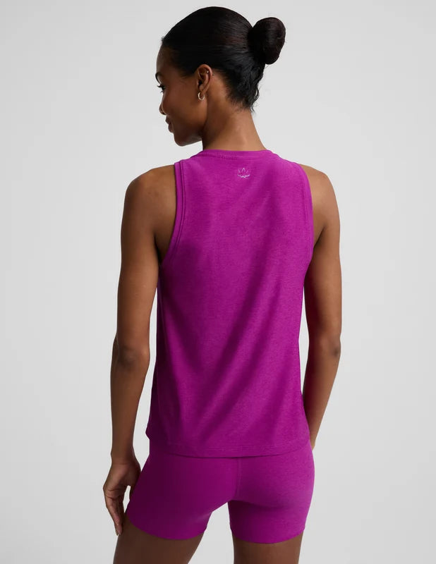 BEYOND YOGA FEATHERWEIGHT REBALANCED MUSCLE TANK BERRY BLISS