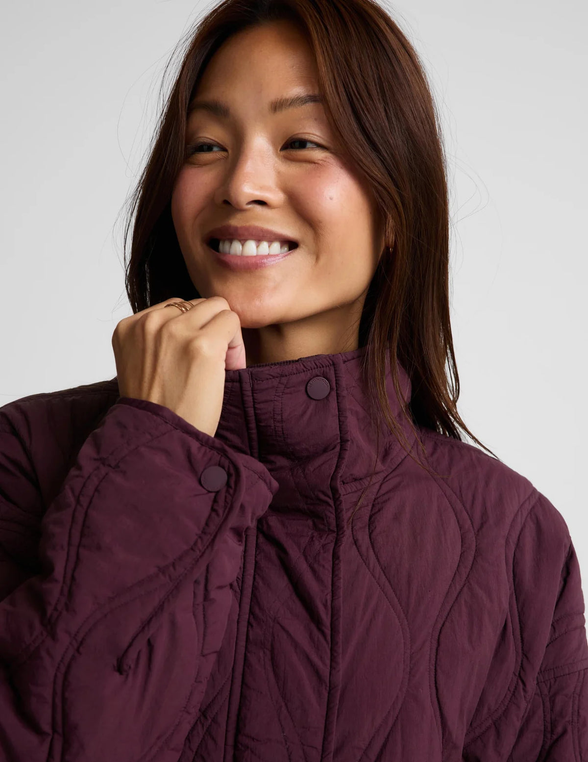 BEYOND YOGA ROAM QUILTED FULL ZIP LIGHTWEIGHT JACKET CABERNET