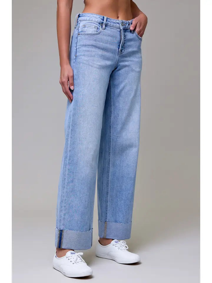 HIDDEN JEAN MID RISE LOGAN DAD JEAN  LIGHT WASH with 3" CUFF