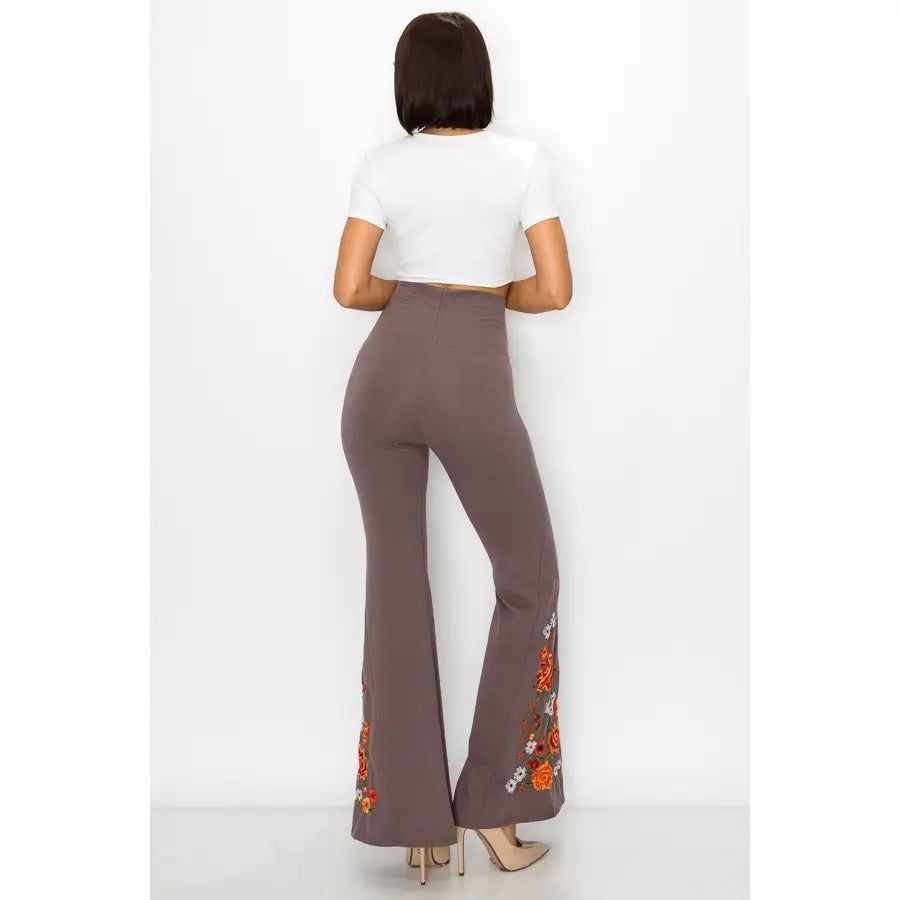T PARTY FLORAL EMBROIDERY FLARE FOLDOVER PANTS MOCHA