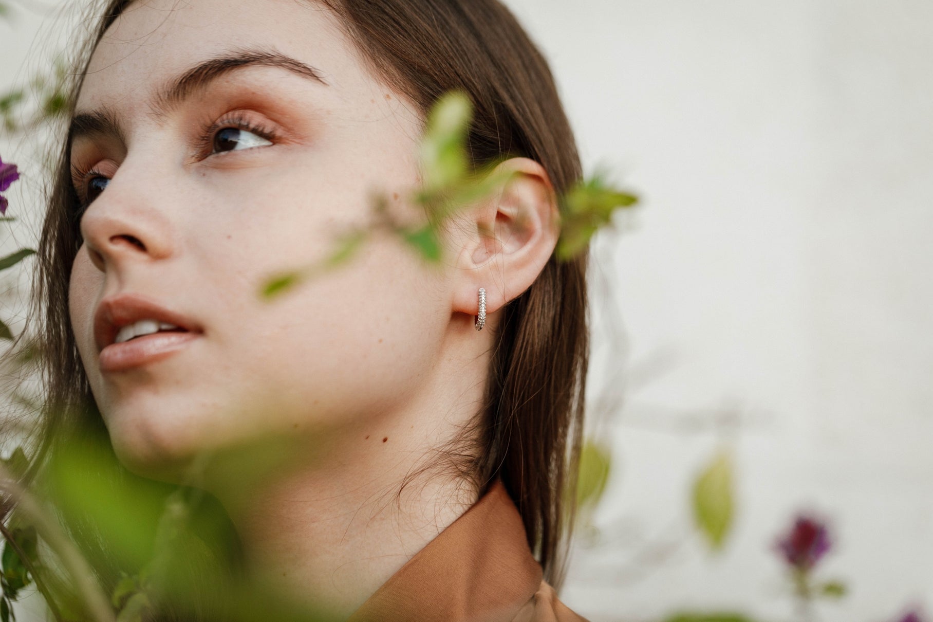 JAXKELLY SILVER PAVE HOOPS