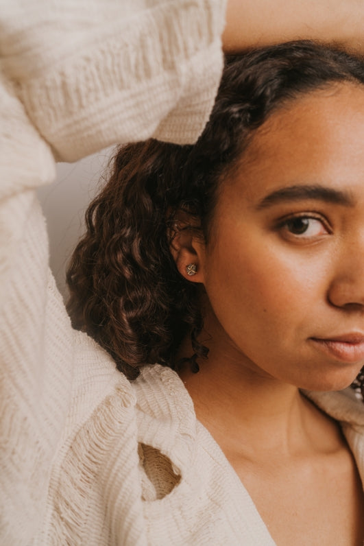 JAXKELLY DRUZY PRONG SILVER EARRINGS