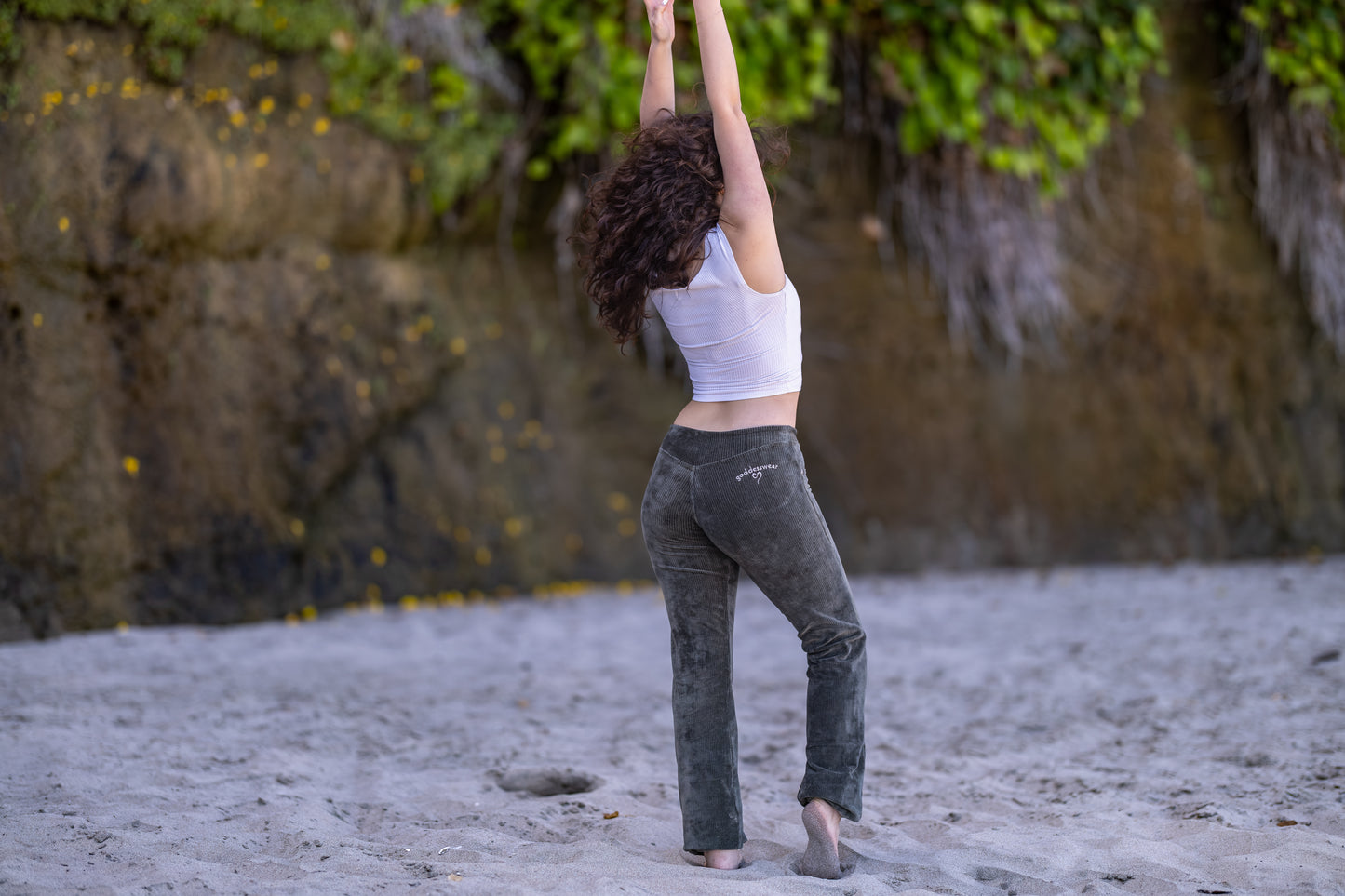 GODDESSWEAR LOWRISE FLARE 1235 CORDUROY PANT CLASSIC LITE COLLECTION