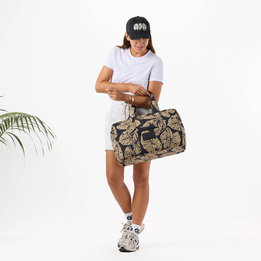 ALOHA COLLECTION KEEP IT LIGHT WEEKENDER KALO ICED COFFEE ON BLACK