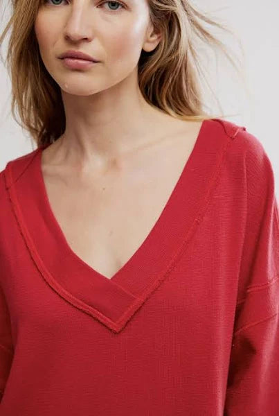 SALE FREE PEOPLE STAYCATION PULLOVER DEEP CHERRY