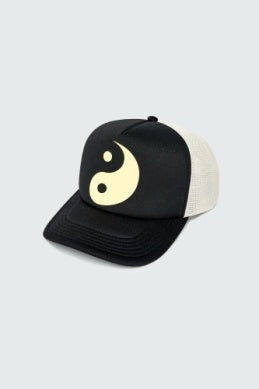 SPIRITUAL GANGSTER YIN YANG TRUCKER HAT BLACK