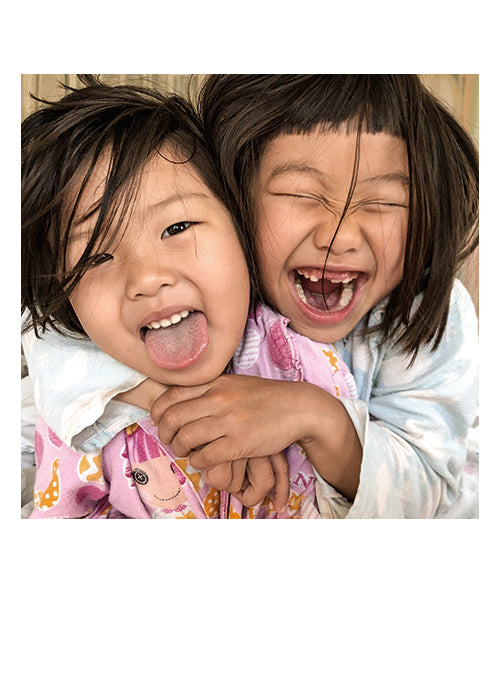 PALM PRESS GREETING CARDS TWO SISTERS LAUGHING